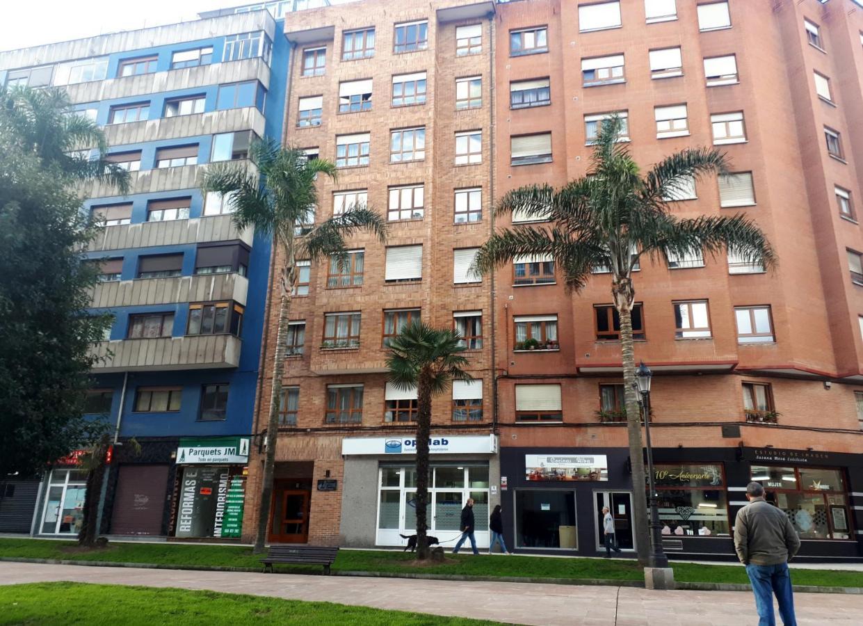 Castelao Appartement Oviedo Buitenkant foto