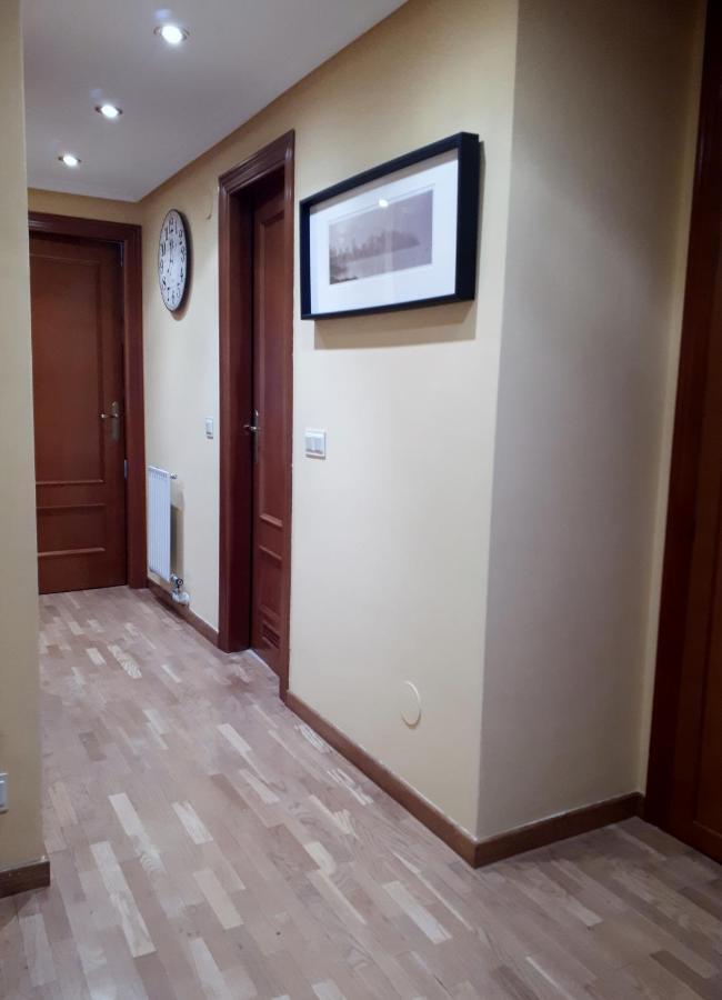 Castelao Appartement Oviedo Buitenkant foto